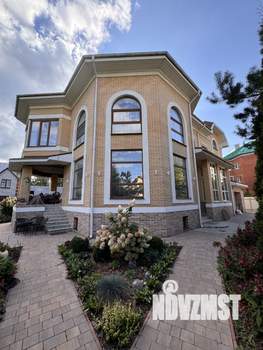 Коттедж 574м², 4-этажный, участок 7 сот.  