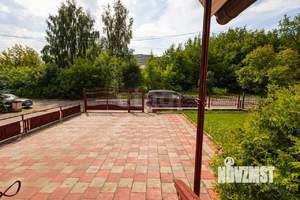 Дом 270м², 2-этажный, участок 6 сот.  