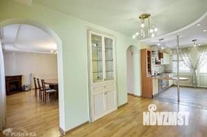 Коттедж 271м², 2-этажный, участок 6 сот.  