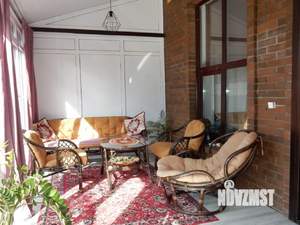 Коттедж 173м², 2-этажный, участок 4 сот.  