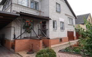 Дом 370м², 3-этажный, участок 27 сот.  