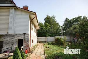 Дом 242м², 2-этажный, участок 4 сот.  