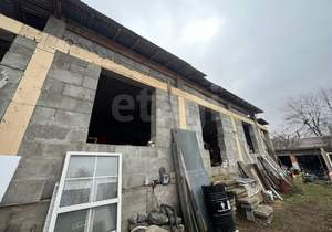 Дом 200м&sup2;, 2-этажный, участок 7 сот.  