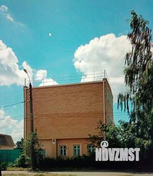 Дом 558м&sup2;, 3-этажный, участок 6 сот.  