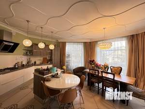 Коттедж 574м², 4-этажный, участок 7 сот.  