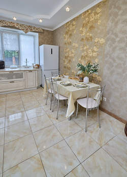 Дом 226м&sup2;, 3-этажный, участок 2 сот.  