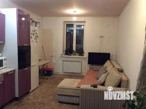 Дом 80м&sup2;, 2-этажный, участок 6 сот.  