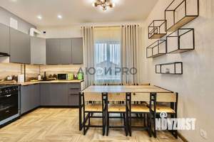 Дом 143м&sup2;, 2-этажный, участок 4 сот.  