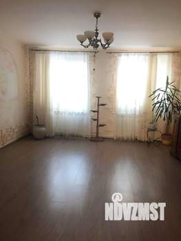 Дом 170м&sup2;, 2-этажный, участок 8 сот.  