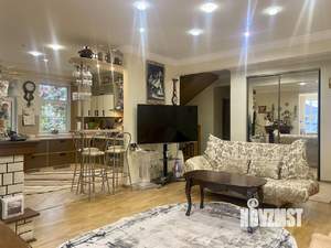 Таунхаус 182м², 2-этажный, участок 3 сот.  