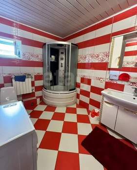 Дом 240м², 2-этажный, участок 5 сот.  