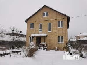 Коттедж 186м&sup2;, 3-этажный, участок 6 сот.  