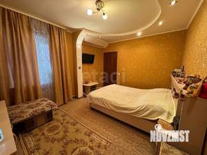 Дом 77м&sup2;, 2-этажный, участок 3 сот.  