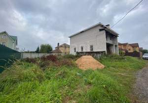 Дом 151м&sup2;, 3-этажный, участок 7 сот.  