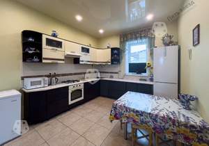 Дом 215м&sup2;, 2-этажный, участок 0 сот.  