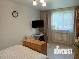 Дом 100м&sup2;, 2-этажный, участок 4 сот.  