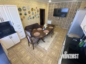 Коттедж 232м&sup2;, 2-этажный, участок 10 сот.  