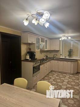 Дом 189м&sup2;, 2-этажный, участок 6 сот.  