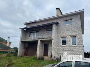 Дом 270м&sup2;, 3-этажный, участок 7 сот.  