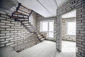 Таунхаус 185м², 3-этажный, участок 2 сот.  