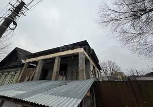 Дом 200м&sup2;, 2-этажный, участок 7 сот.  