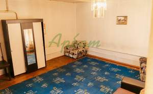 Дом 80м&sup2;, 2-этажный, участок 3 сот.  