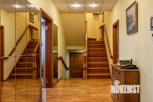 Коттедж 407м², 2-этажный, участок 9 сот.  