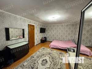 Дом 208м², 2-этажный, участок 6 сот.  