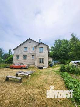 Коттедж 300м&sup2;, 2-этажный, участок 30 сот.  