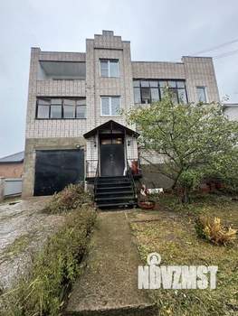 Дом 410м², 3-этажный, участок 10 сот.  