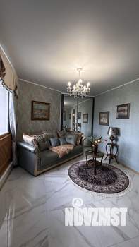 Коттедж 364м², 2-этажный, участок 8 сот.  