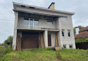 Дом 270м², 3-этажный, участок 7 сот.  