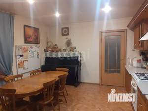 Дом 191м², 2-этажный, участок 10 сот.  