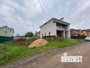 Дом 270м&sup2;, 3-этажный, участок 7 сот.  
