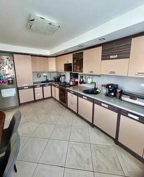 Дом 159м&sup2;, 2-этажный, участок 7 сот.  