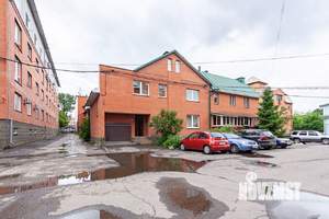 Коттедж 323м&sup2;, 3-этажный, участок 2 сот.  