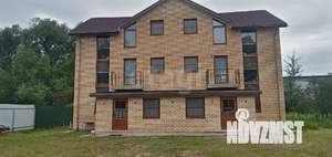 Дом 280м&sup2;, 3-этажный, участок 15 сот.  