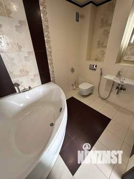 Таунхаус 191м&sup2;, 3-этажный, участок 8 сот.  