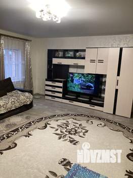 Дом 246м&sup2;, 2-этажный, участок 5 сот.  