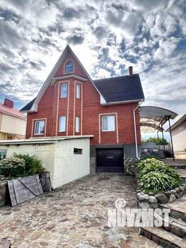 Дом 286м², 3-этажный, участок 10 сот.  