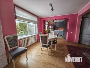 Коттедж 330м&sup2;, 3-этажный, участок 10 сот.  