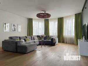 Коттедж 390м², 3-этажный, участок 7 сот.  