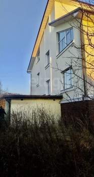 Дом 340м&sup2;, 3-этажный, участок 10 сот.  