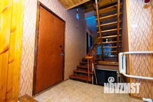 Дом 273м&sup2;, 2-этажный, участок 9 сот.  