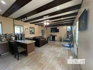 Дом 210м&sup2;, 3-этажный, участок 6 сот.  