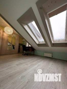 Таунхаус 221м&sup2;, 4-этажный, участок 3 сот.  