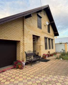 Дом 190м&sup2;, 2-этажный, участок 6 сот.  