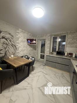 Таунхаус 130м², 3-этажный, участок 2 сот.  