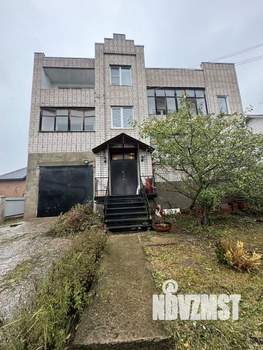 Дом 410м², 3-этажный, участок 10 сот.  