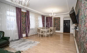 Дом 187м&sup2;, 2-этажный, участок 3 сот.  